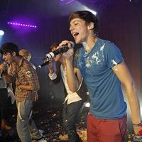 One Direction perform live at G-A-Y nightclub photos | Picture 80759